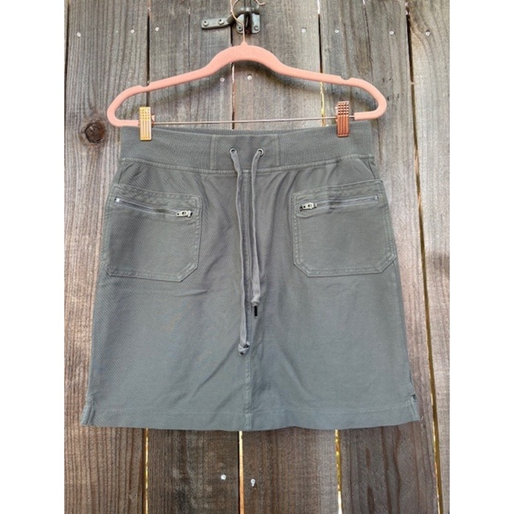 Uniqlo Women's Army‎ Green Mini Skirt Drawstring Waist Pockets Casual